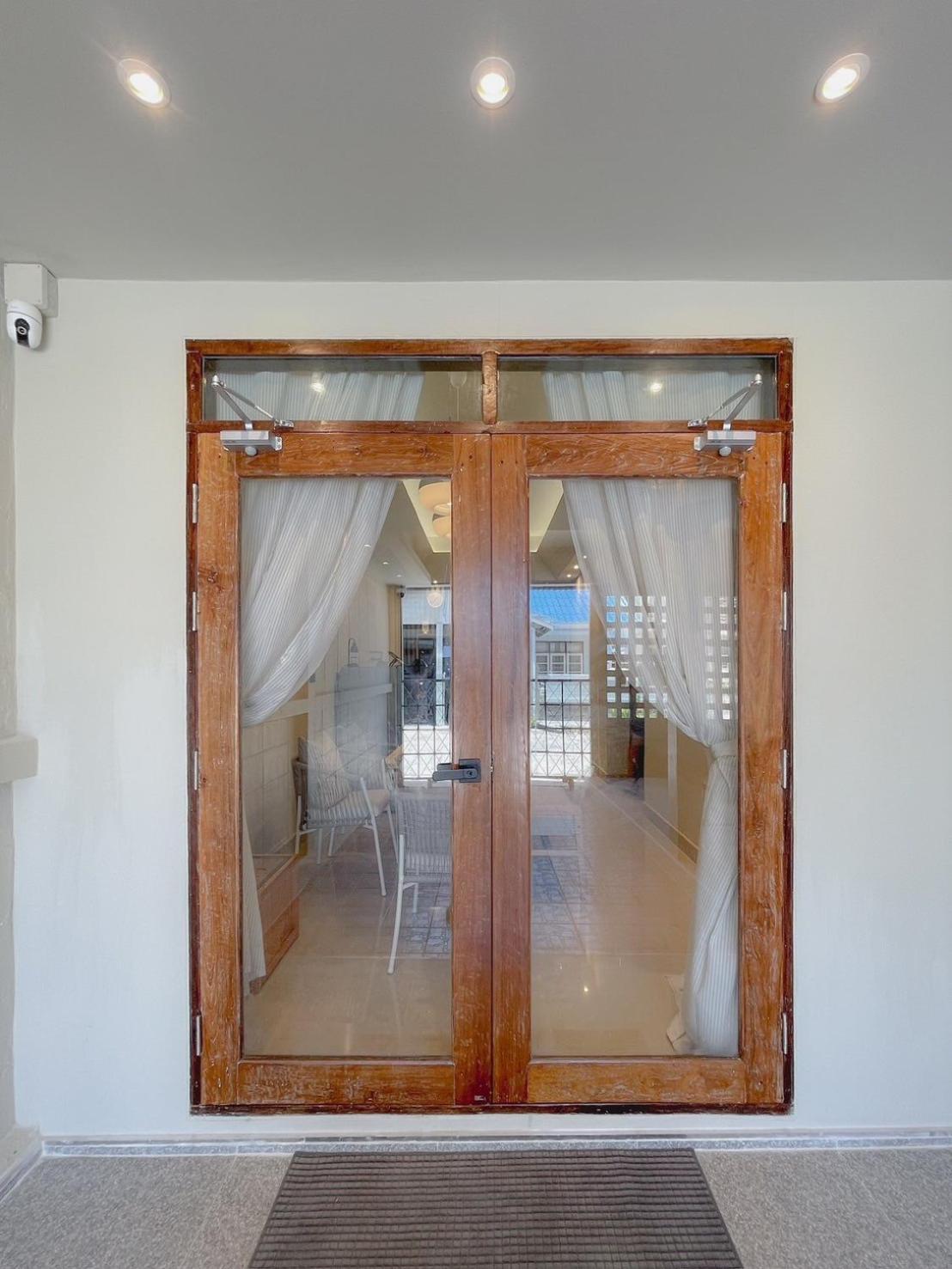Aoboun House Bangsaen บ้านโอบอุ่น บางแสน Eksteriør billede